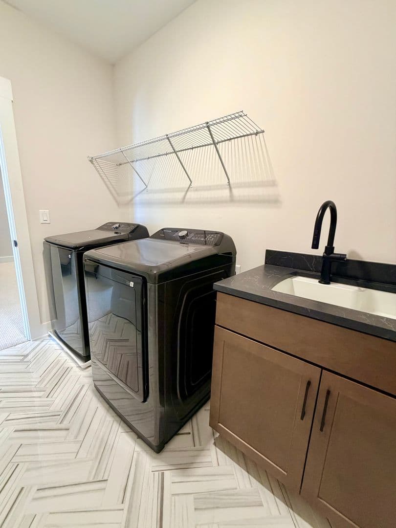 Saint Johns Townhome: 173 Oak Park Drive