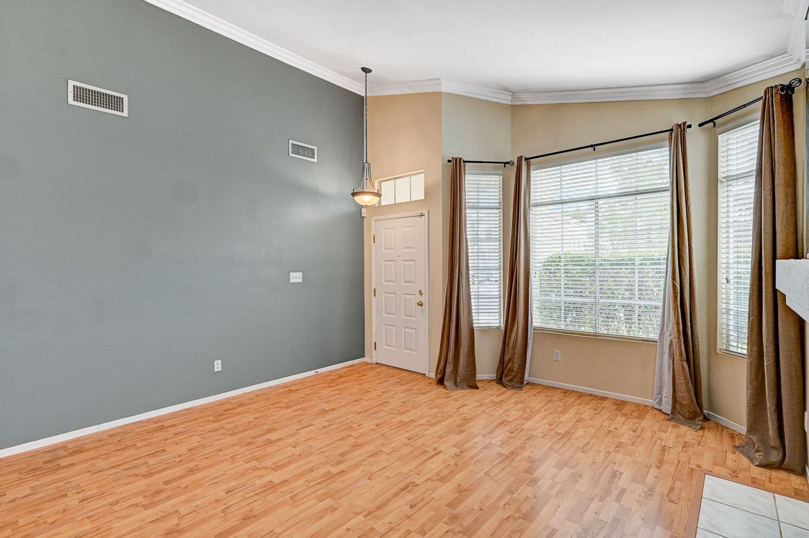 Las Vegas House: 7709 Beach Falls Court