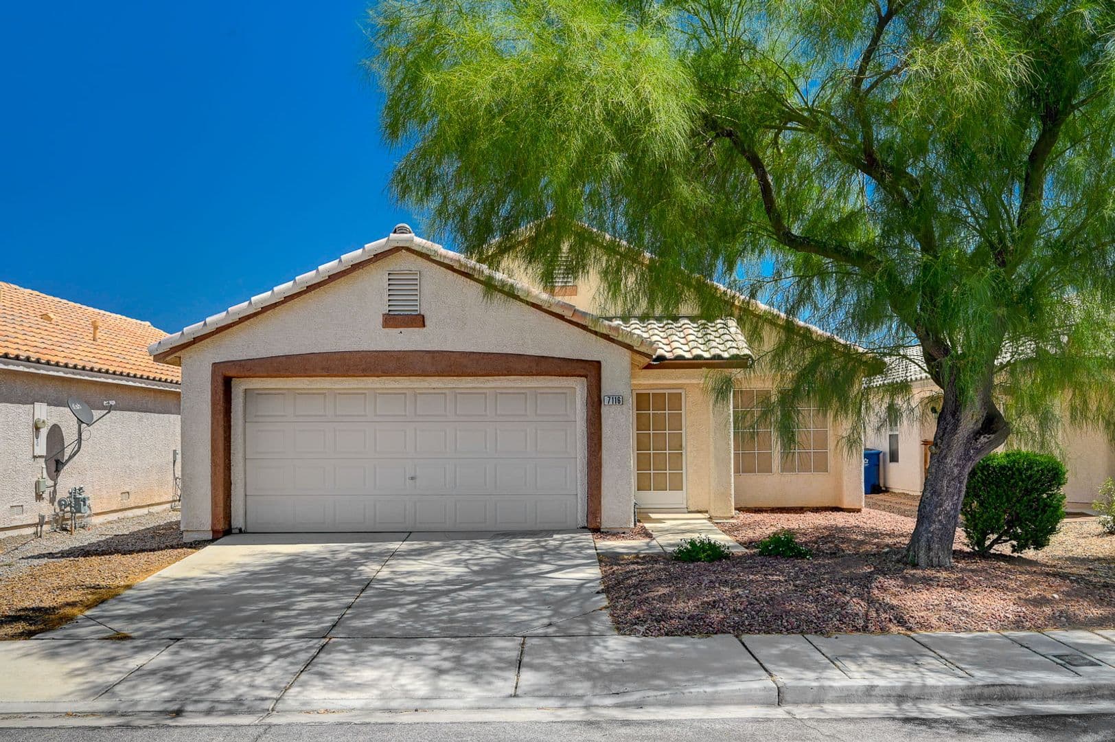 Las Vegas House: 7116 Savory Street
