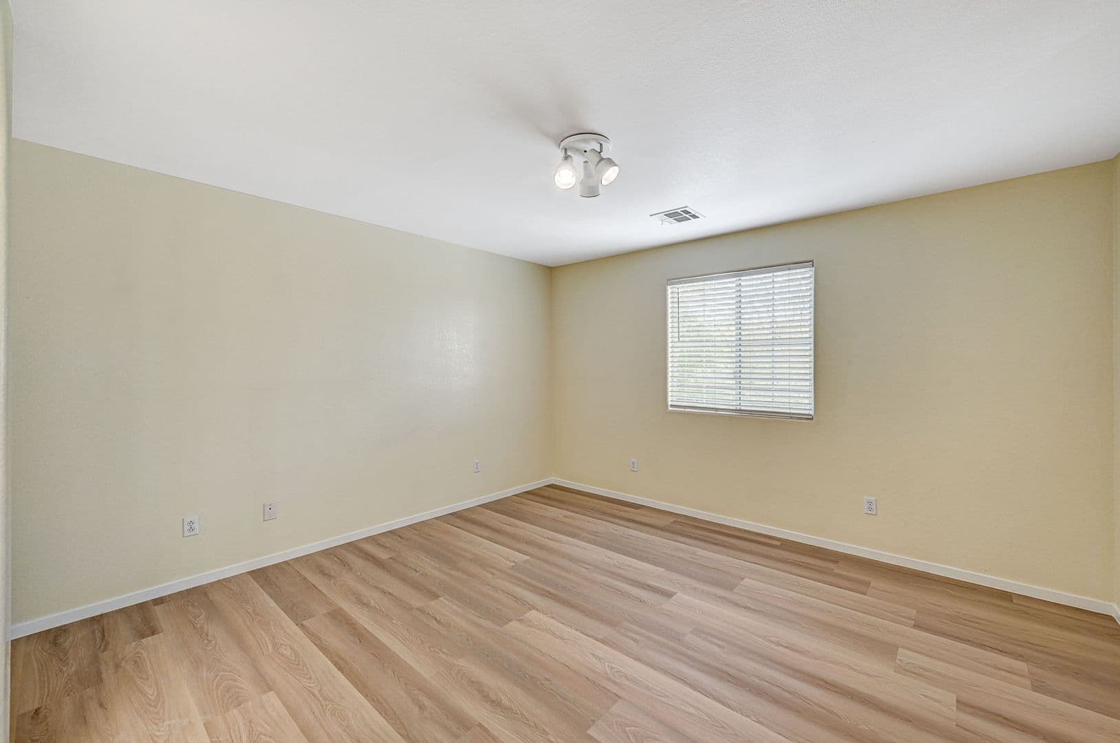 Las Vegas House: 9821 Hanover Grove Ave