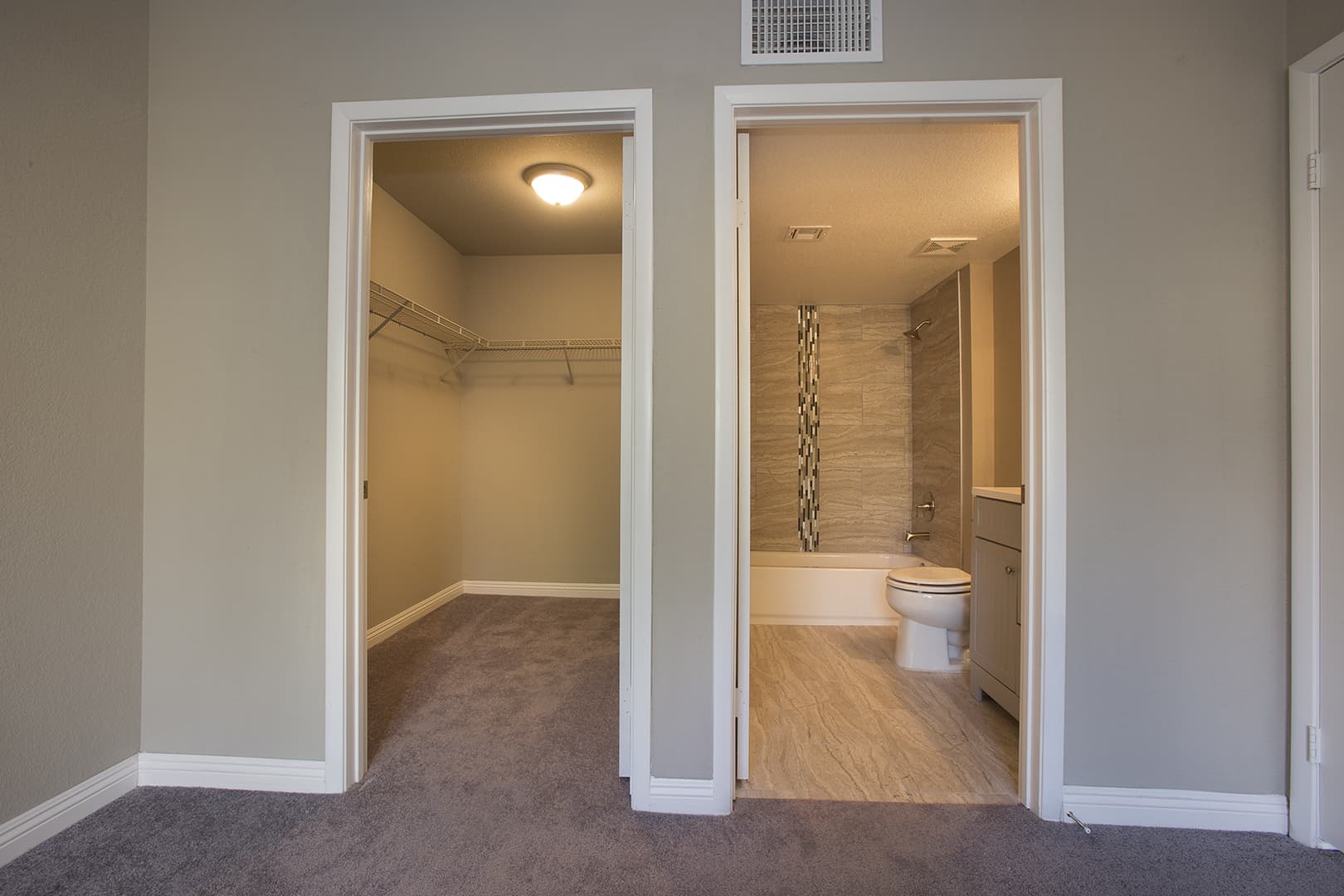 Las Vegas House: 1908 Tierra Vista #204