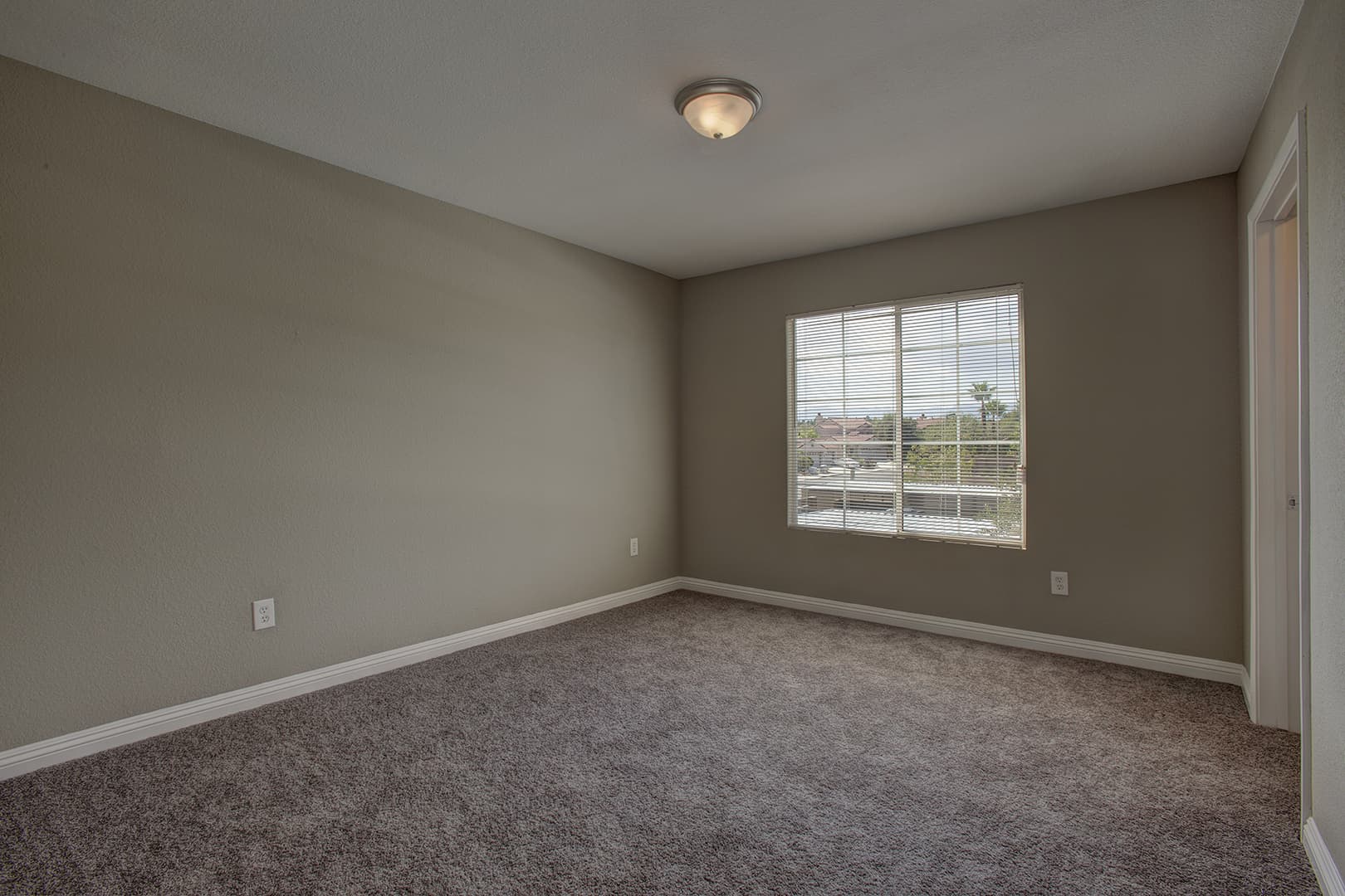 Las Vegas House: 1908 Tierra Vista #204