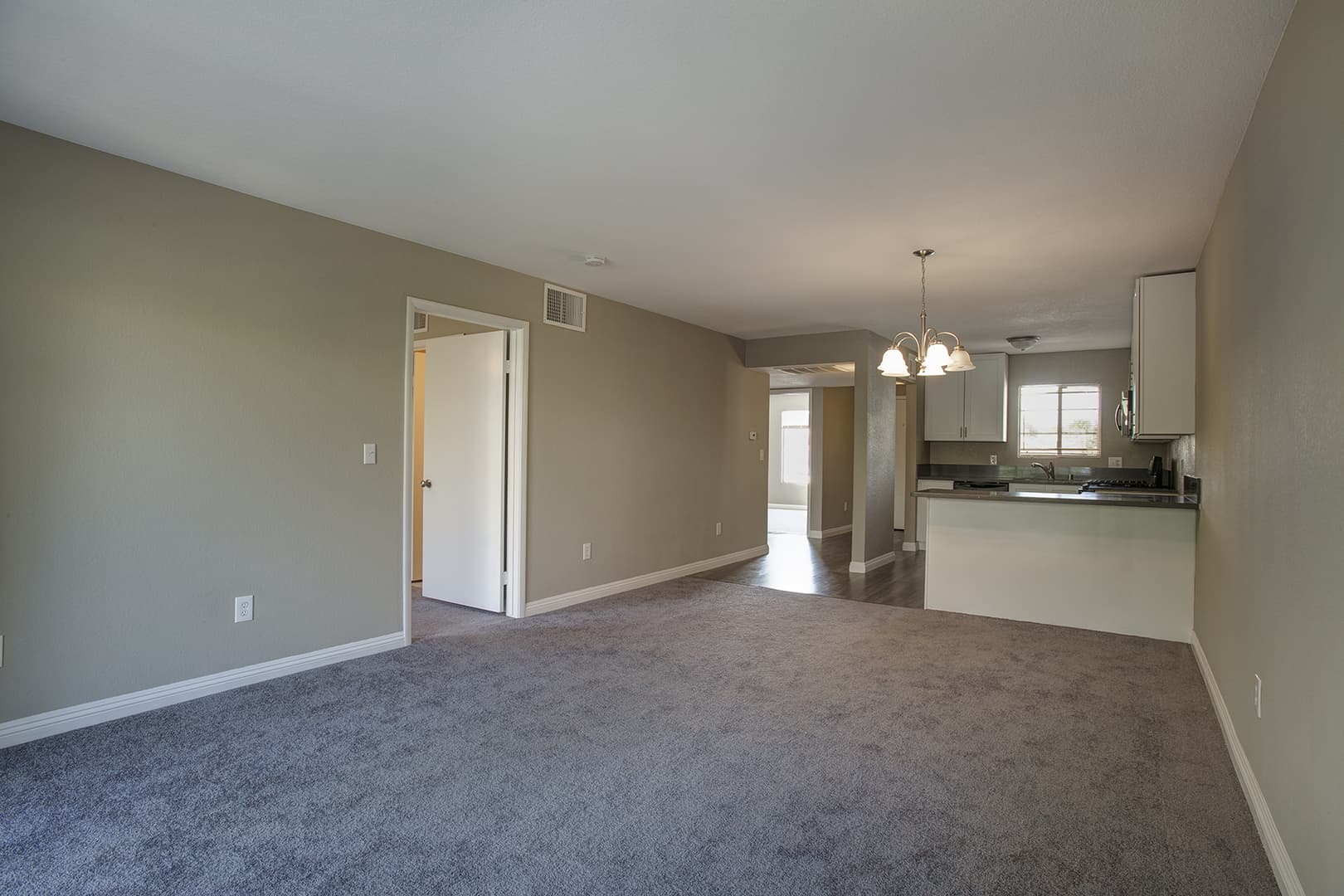 Las Vegas House: 1908 Tierra Vista #204