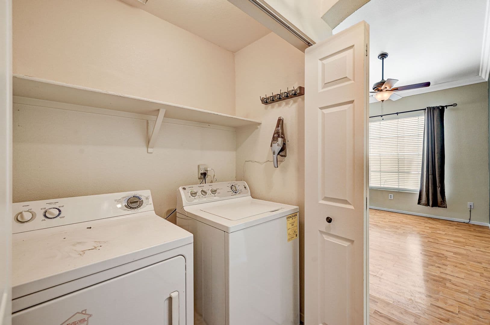 Las Vegas House: 7709 Beach Falls Court