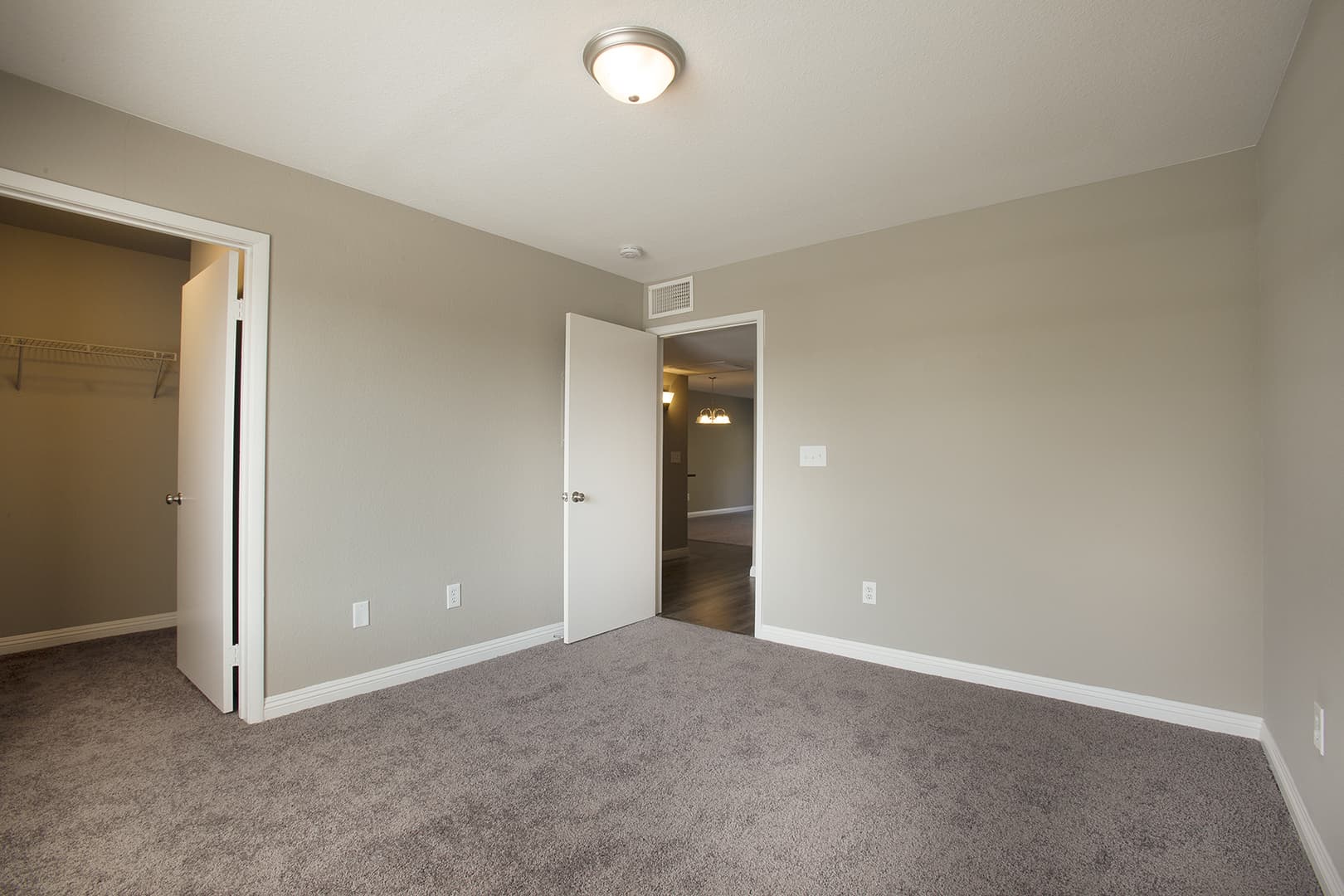 Las Vegas House: 1908 Tierra Vista #204