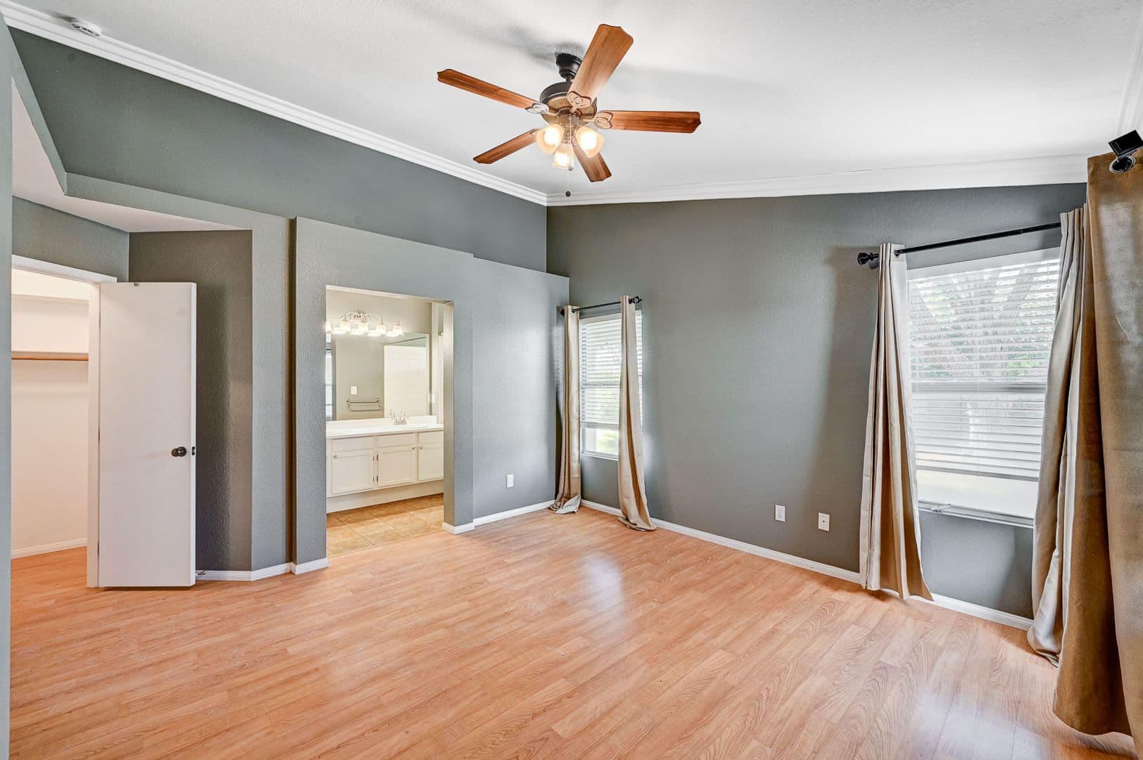Las Vegas House: 7709 Beach Falls Court