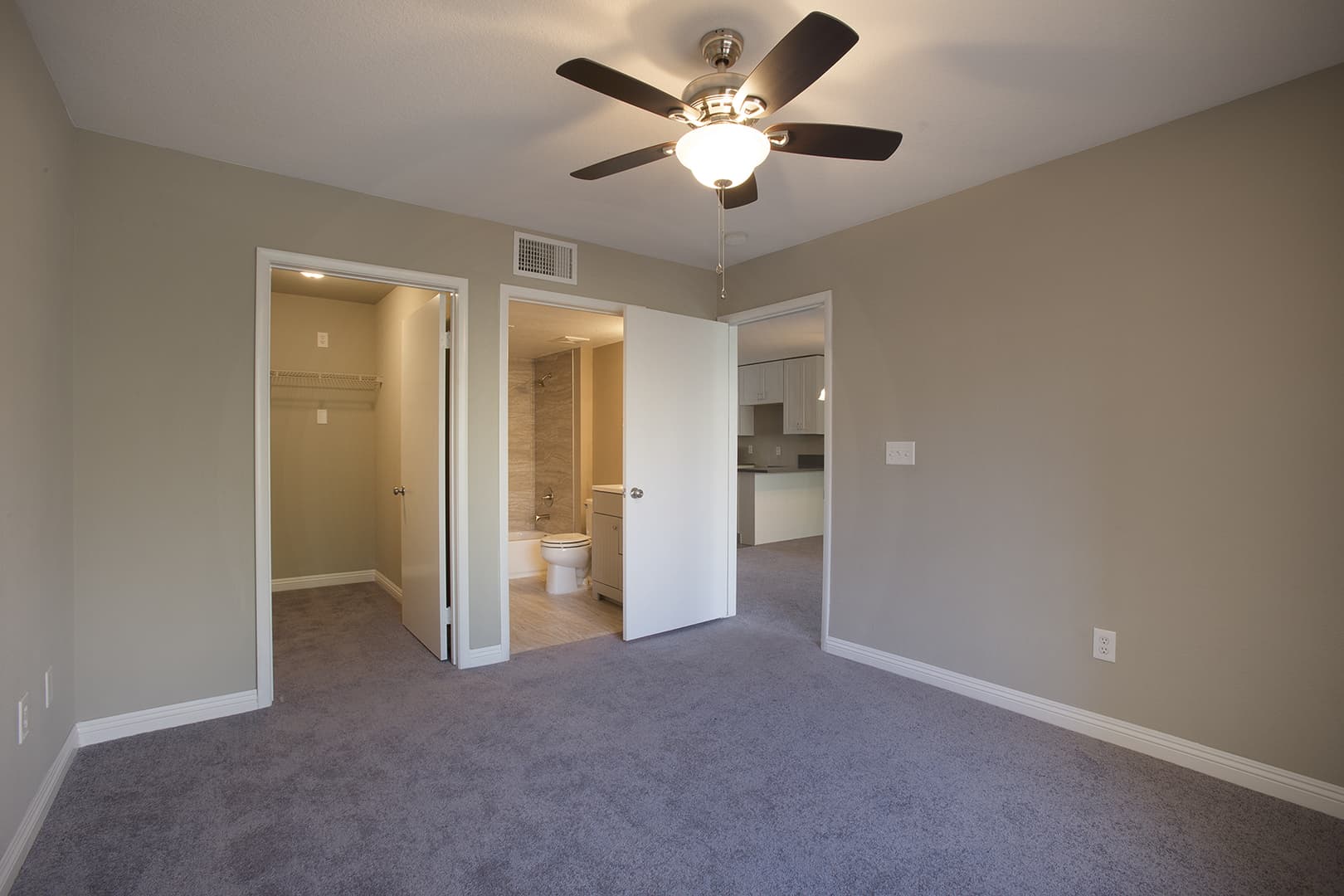 Las Vegas House: 1908 Tierra Vista #204