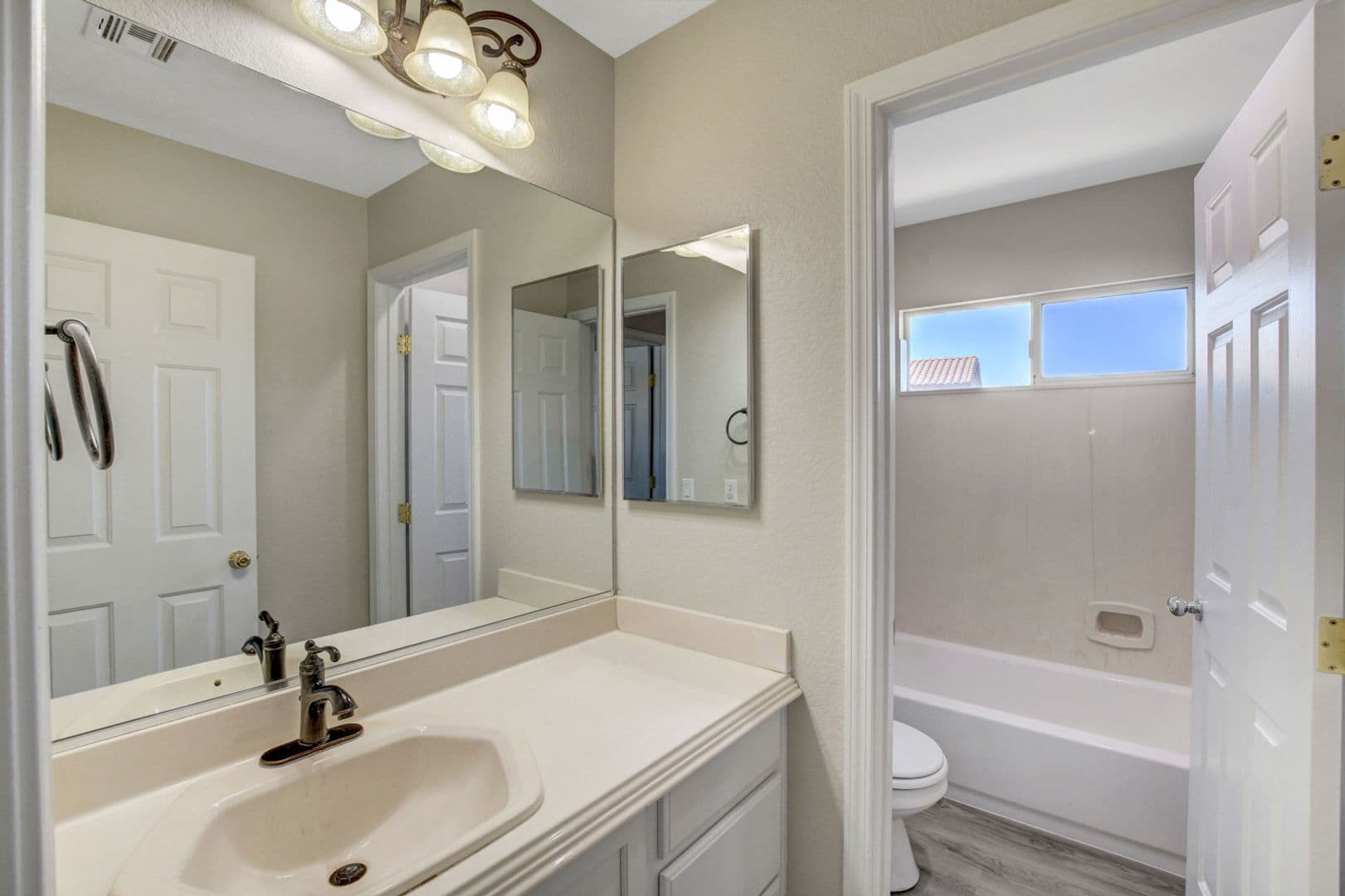 Las Vegas House: 7465 Poppy Hills Ct.