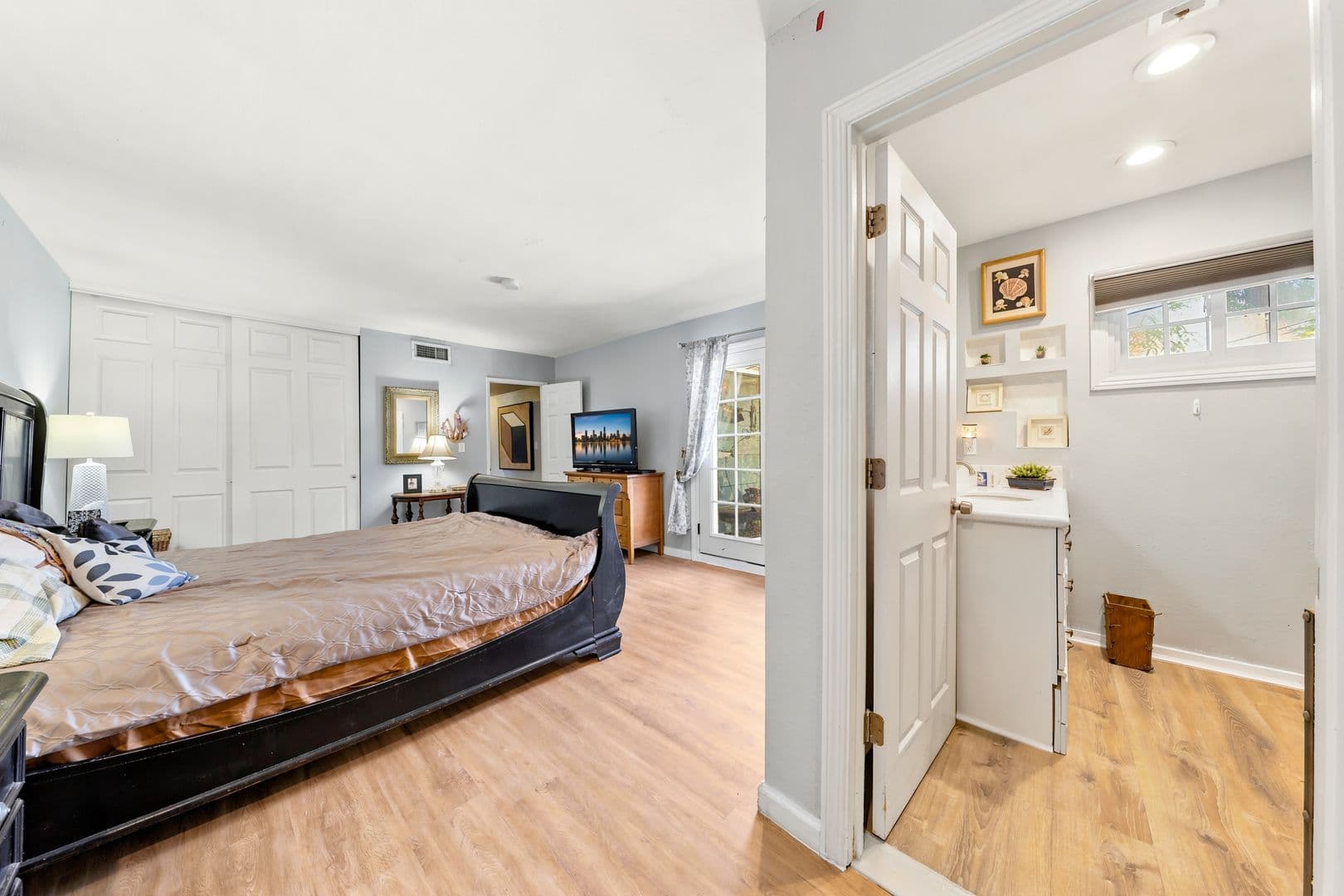 Las Vegas House: 1631 Ottawa Drive
