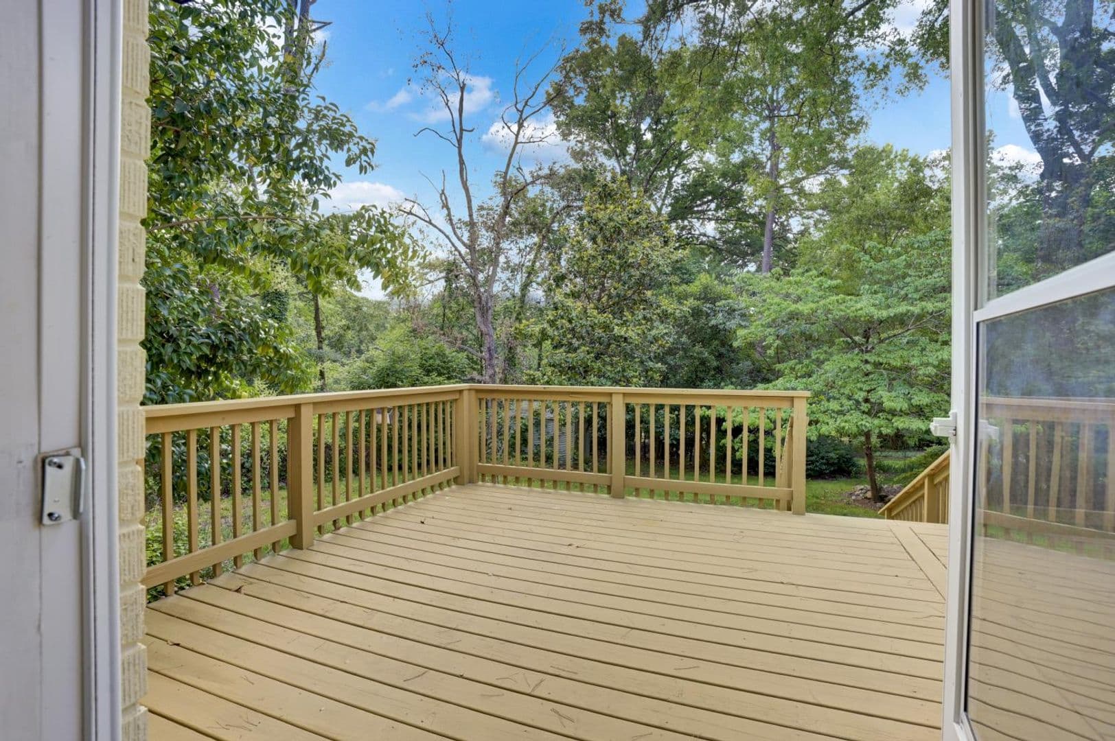 Concord House: 121 Marshdale Avenue SW