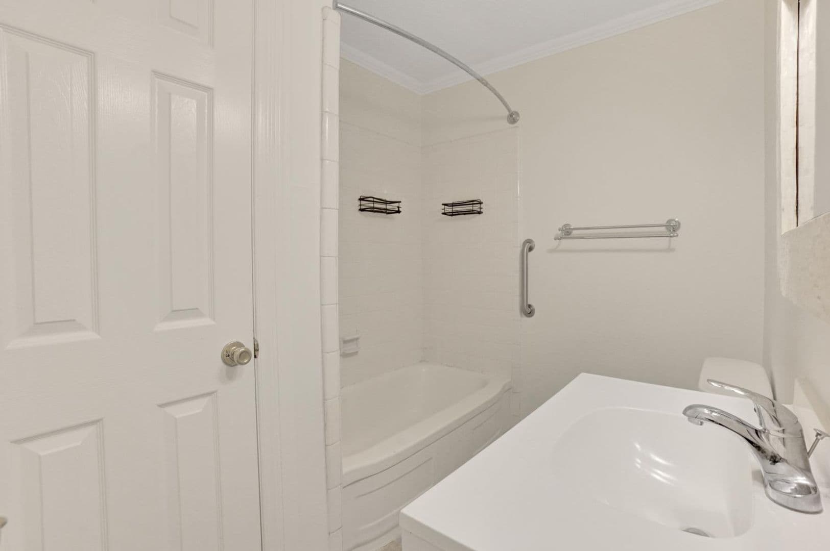 Concord House: 121 Marshdale Avenue SW