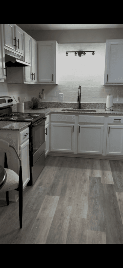 Springdale Apartment: 1305 Crutcher St