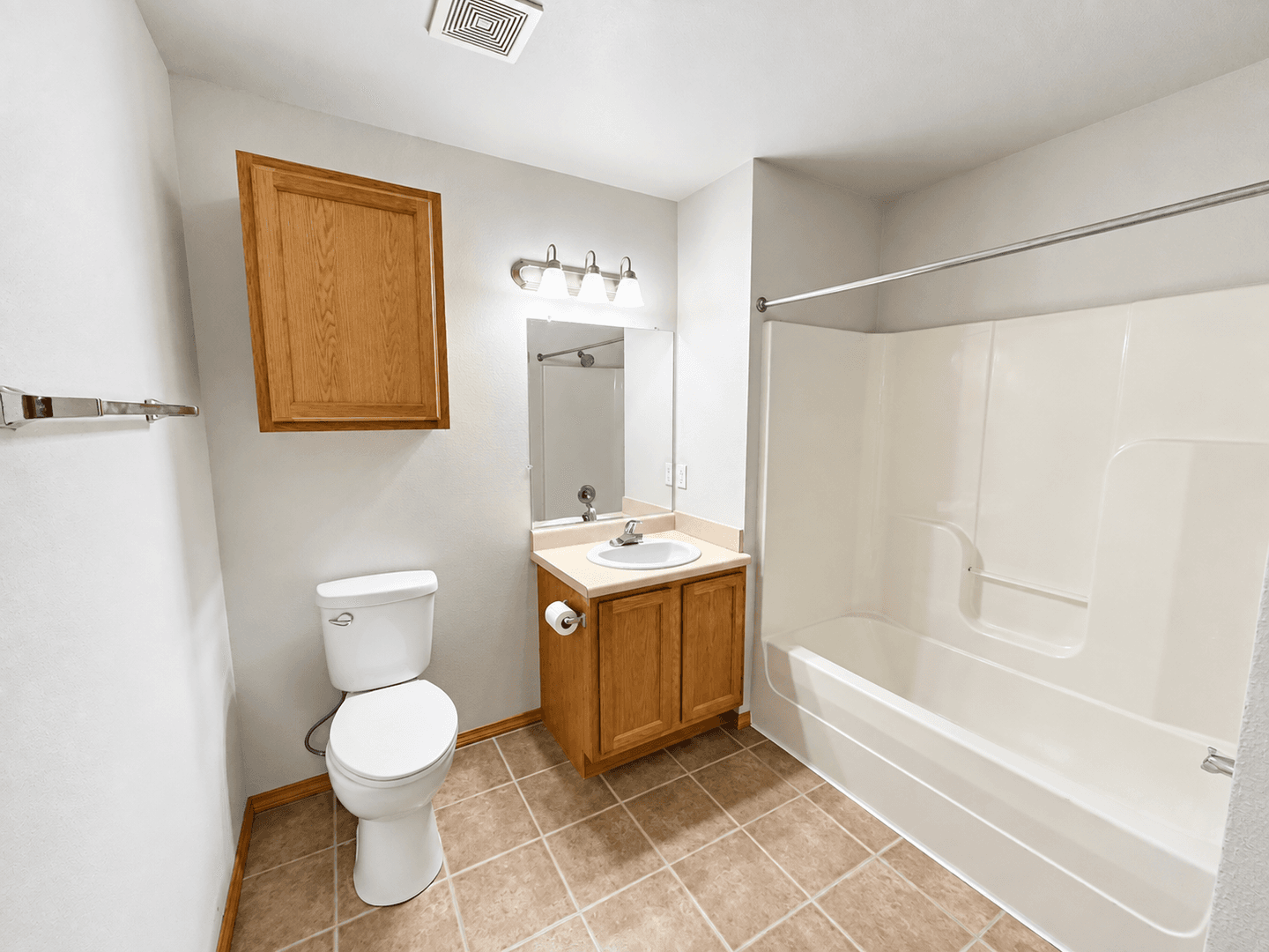 Springdale Apartment: 2353 N Lowell Rd