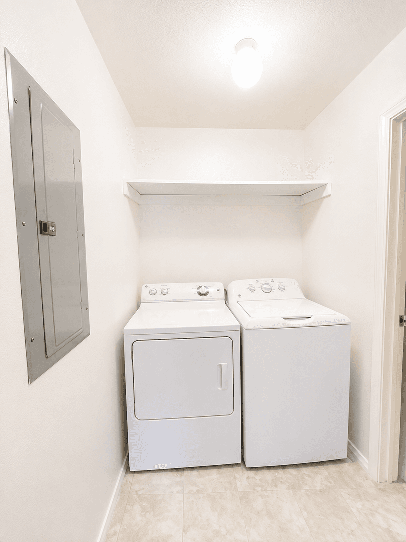 Fayetteville Apartment: 1777 W Preservation Dr