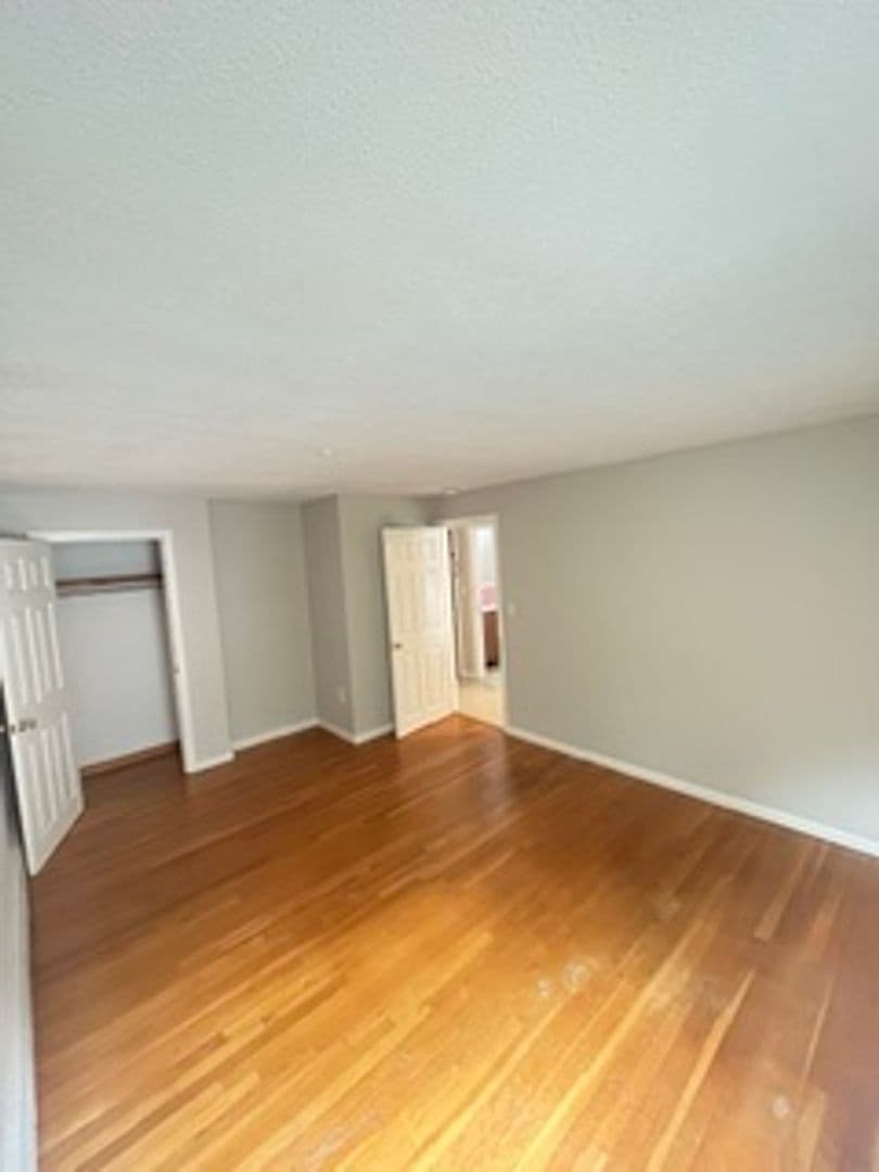 Quincy Apartment: 56 Curtis Street