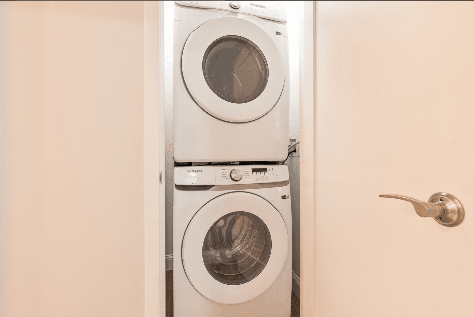 Quincy Apartment: 279 Willard Street