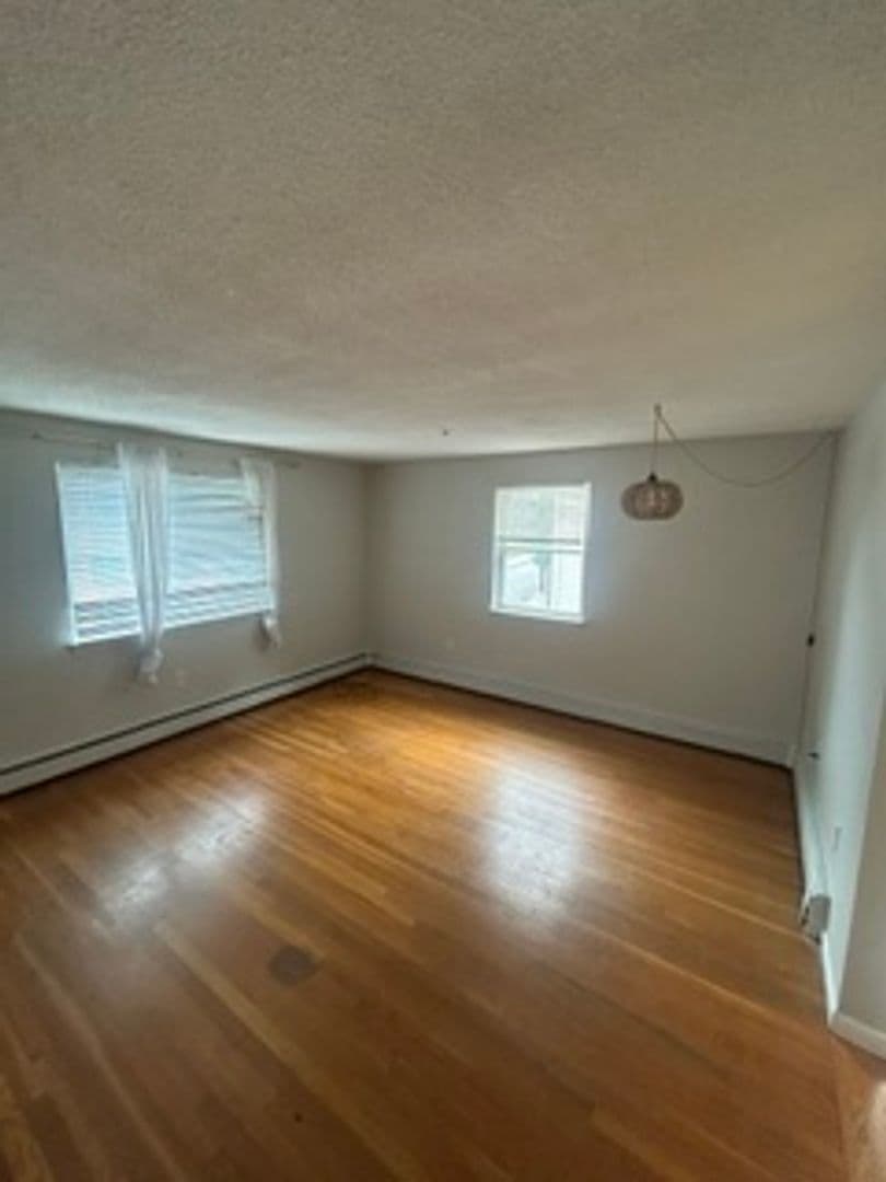 Quincy Apartment: 56 Curtis Street