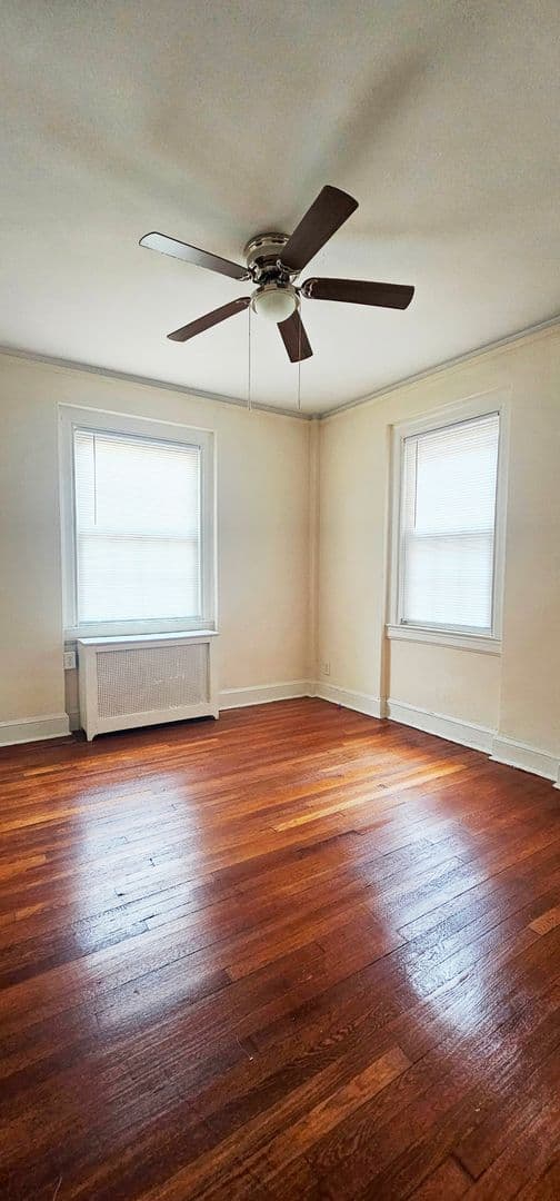 Baltimore Apartment: 3925 Beech Ave