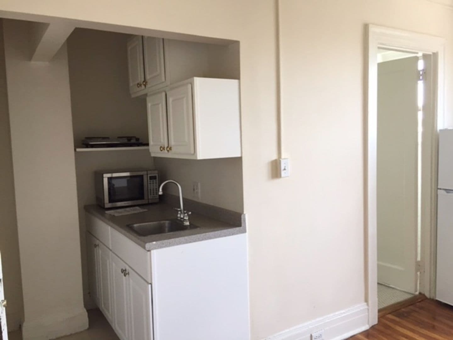 Baltimore Apartment: 3100 St. Paul Street