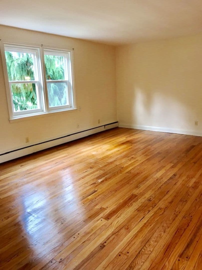 Baltimore Apartment: 505 West University Pkwy