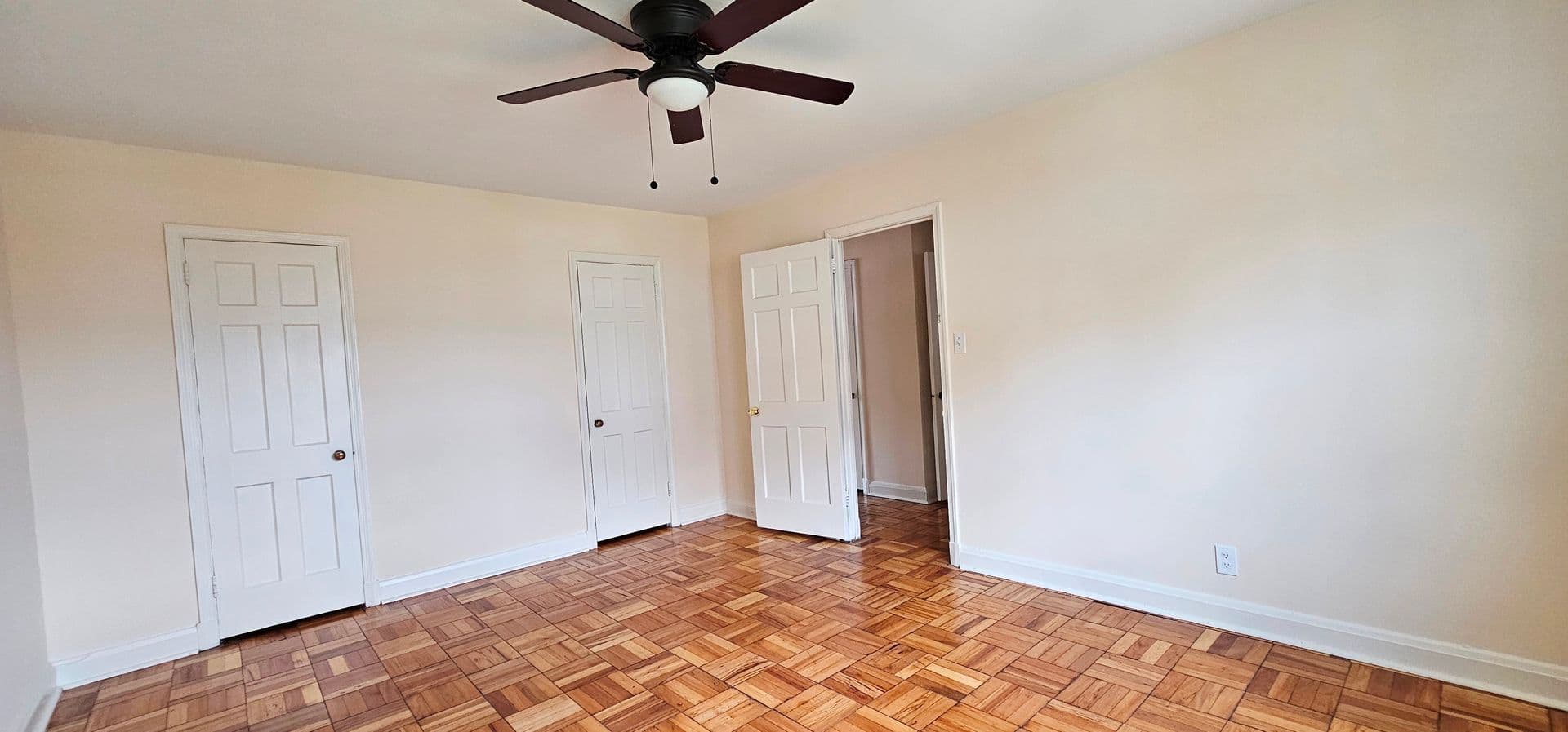 Baltimore Apartment: 505 West University Pkwy