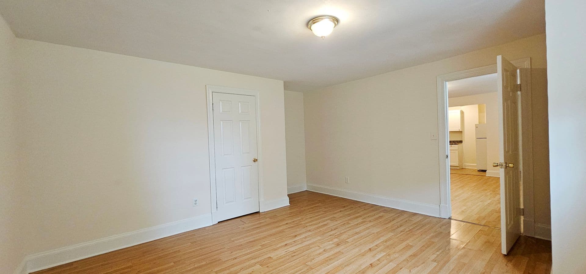 Baltimore Apartment: 909 W. University Pkwy