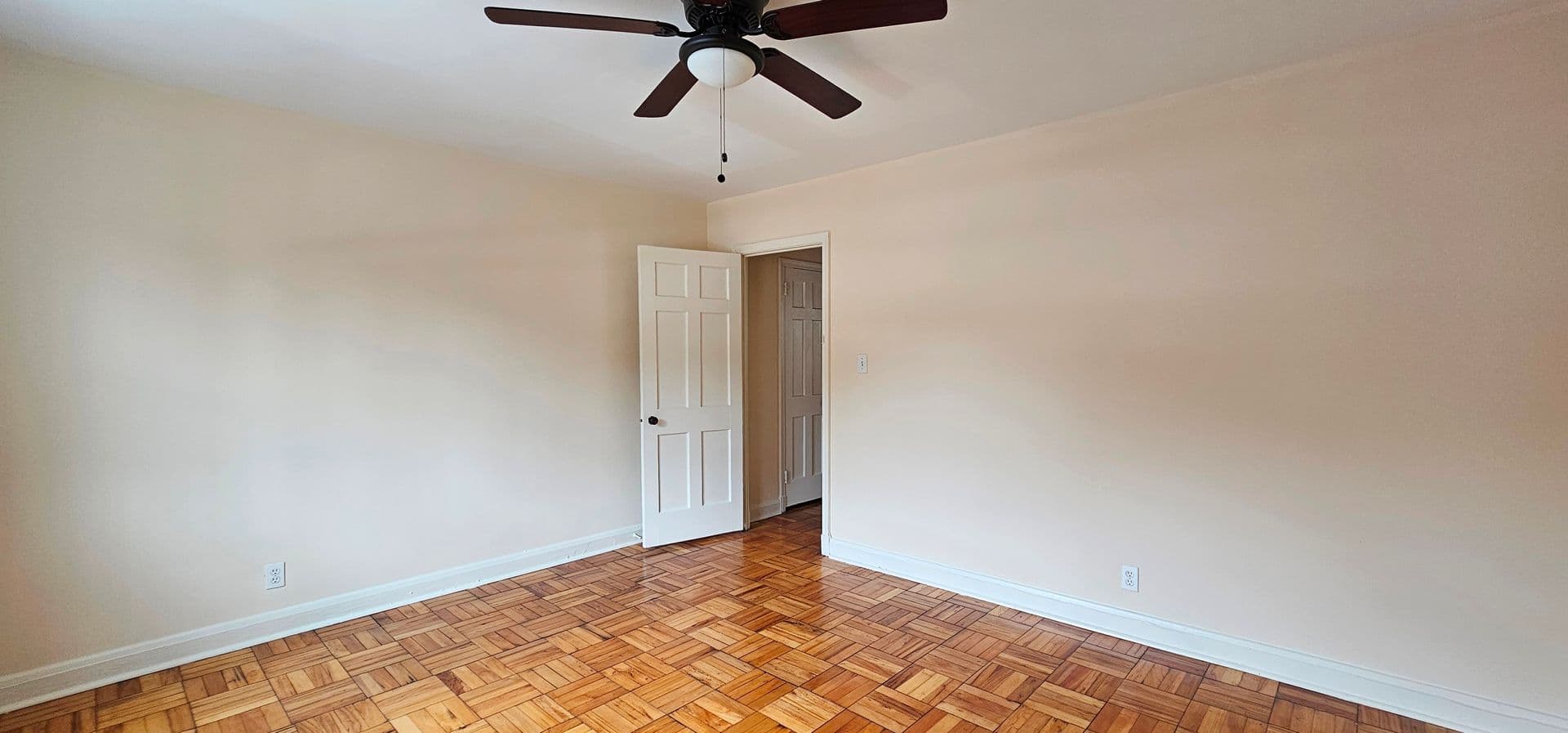 Baltimore Apartment: 505 West University Pkwy