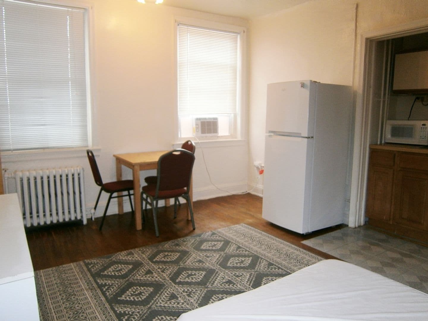 Baltimore Apartment: 2905 North Charles St