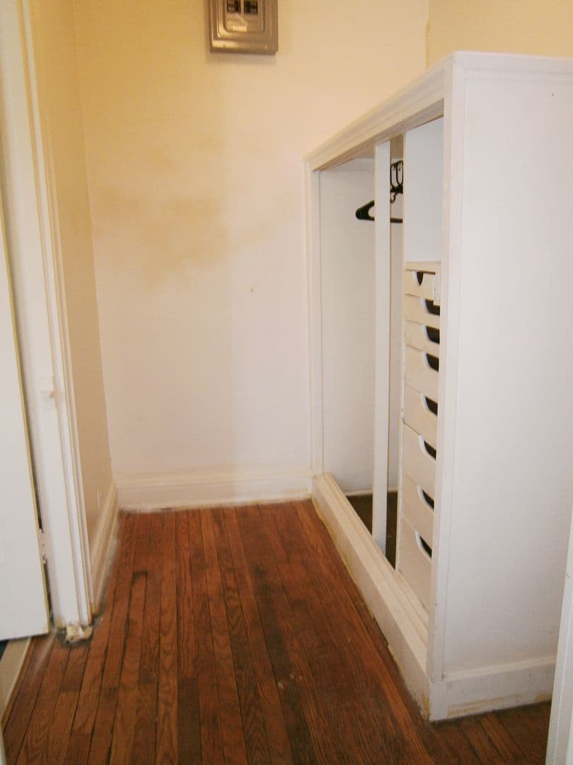 Baltimore Apartment: 2905 North Charles St