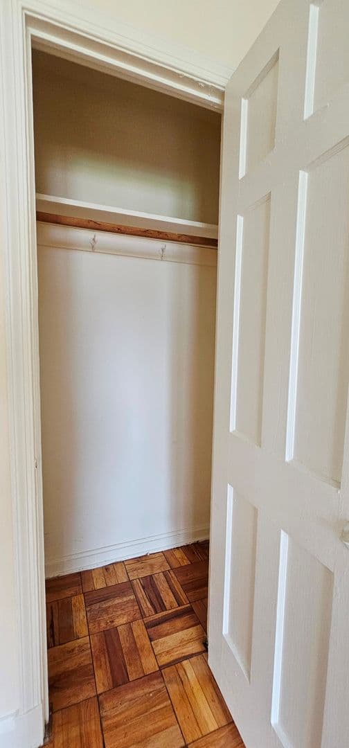 Baltimore Apartment: 505 West University Pkwy