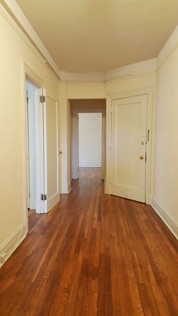 Baltimore Apartment: 3100 St. Paul Street