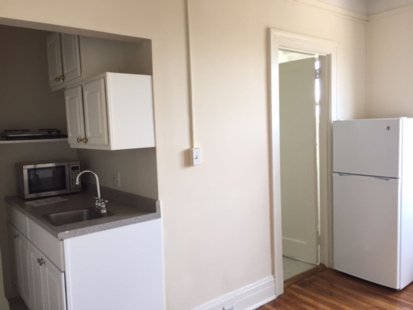 Baltimore Apartment: 3100 St. Paul Street