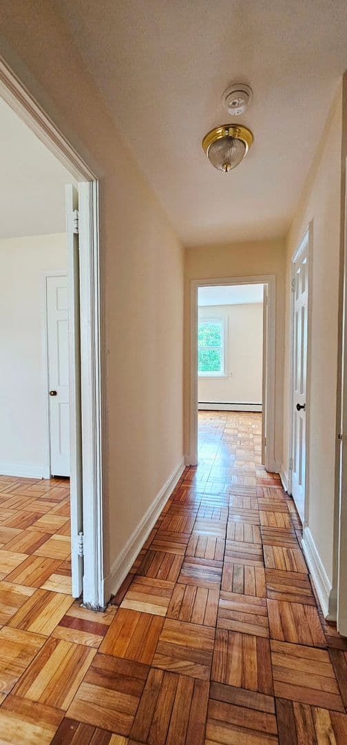 Baltimore Apartment: 505 West University Pkwy