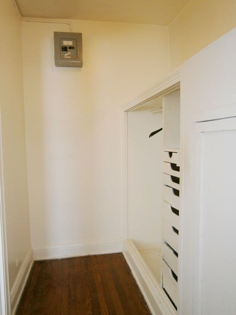 Baltimore Apartment: 2905 North Charles St