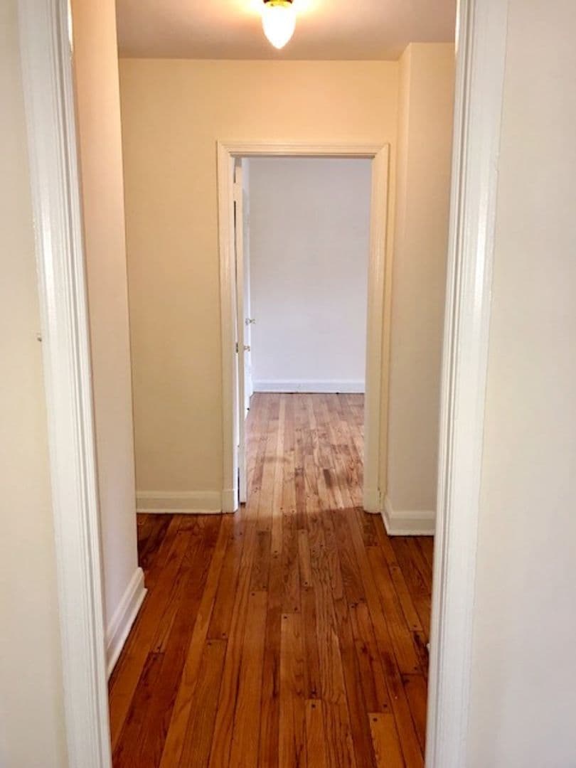 Baltimore Apartment: 505 West University Pkwy