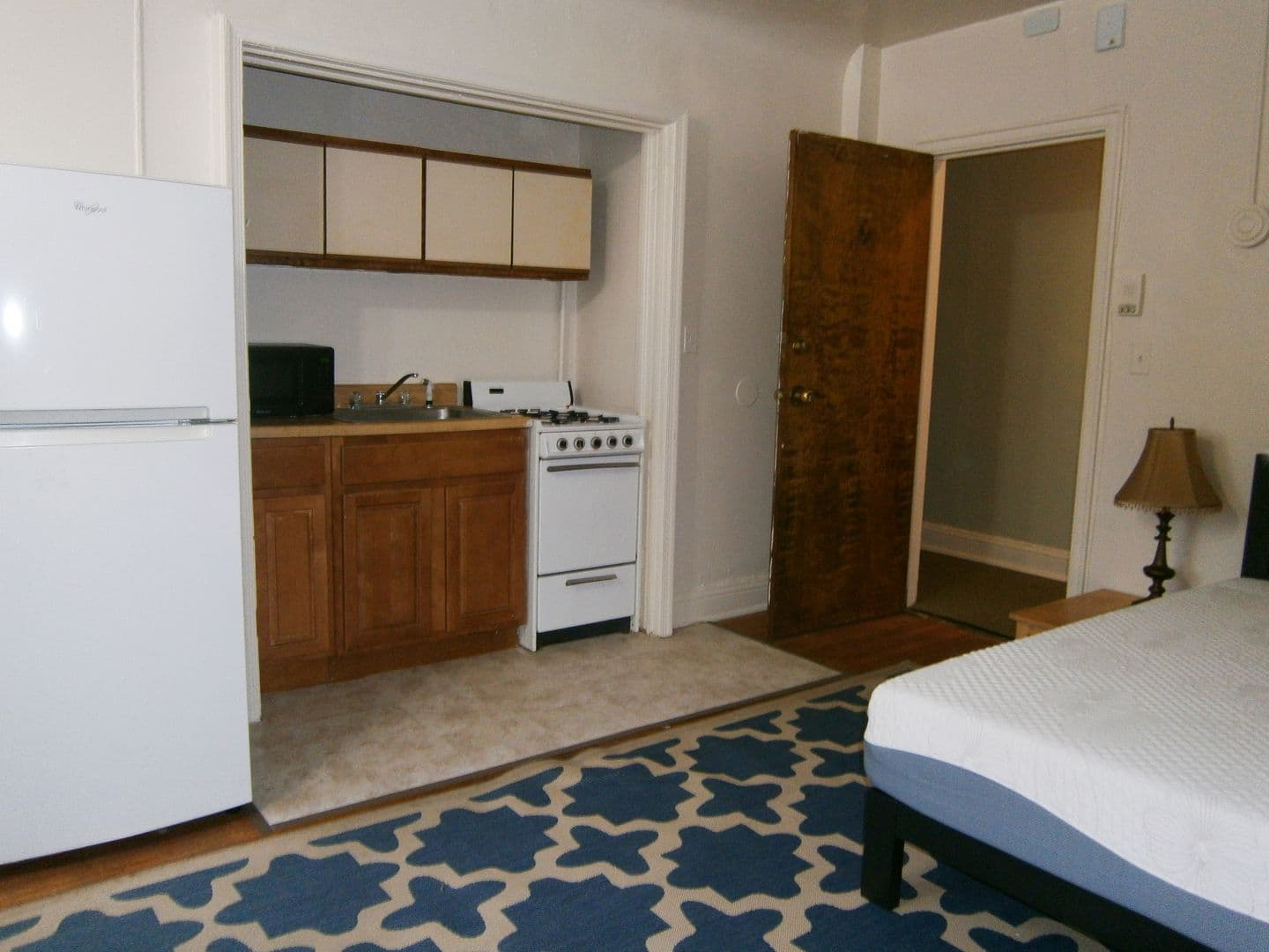 Baltimore Apartment: 2905 North Charles St