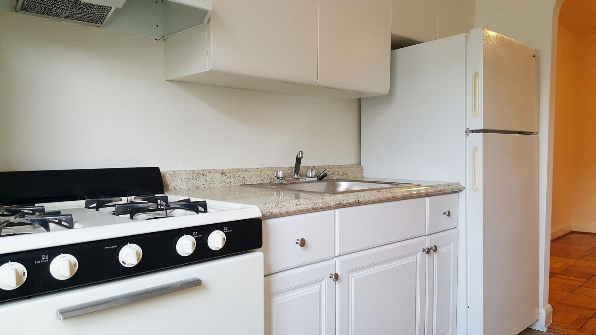 Baltimore Apartment: 505 West University Pkwy