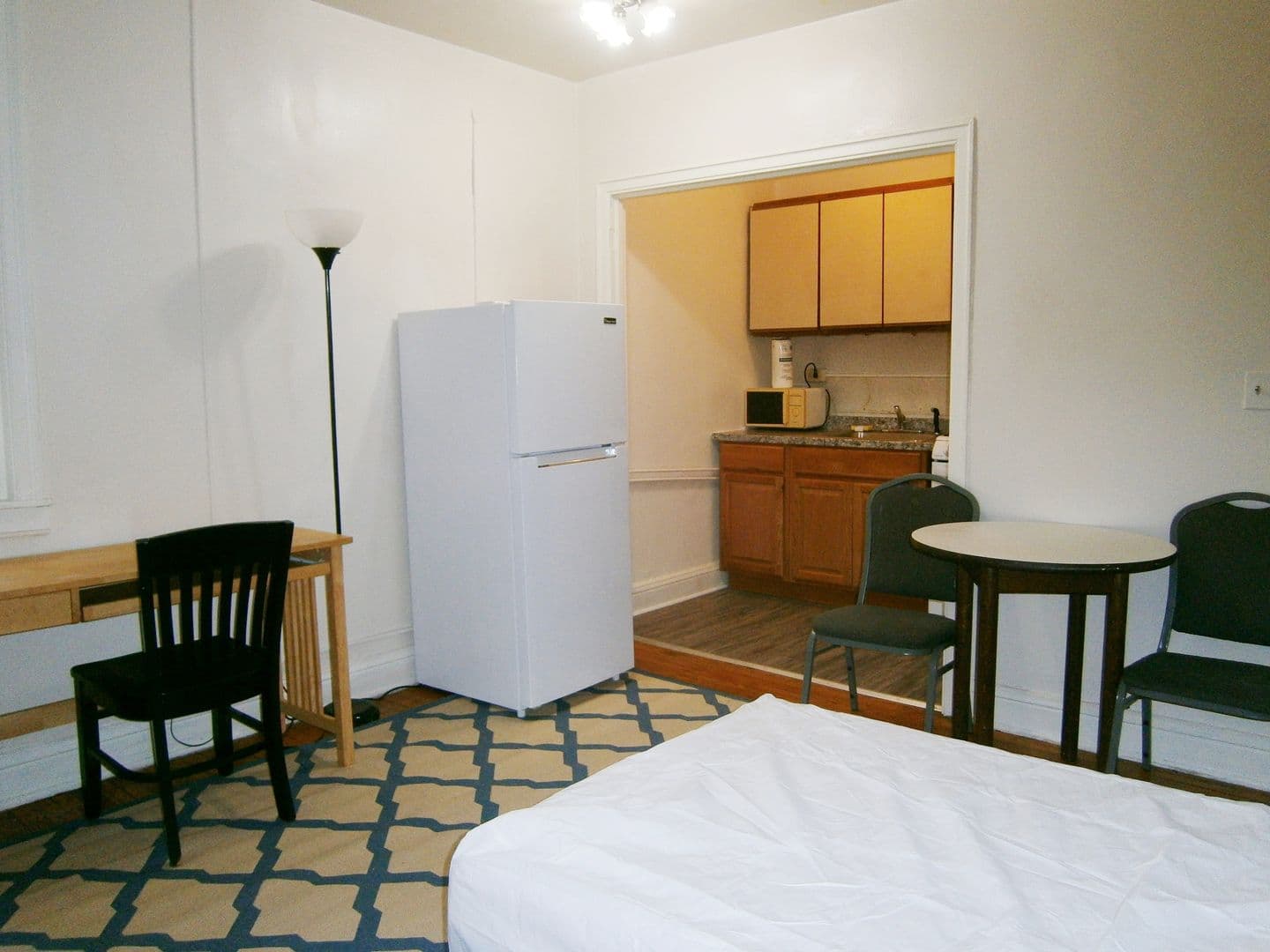Baltimore Apartment: 2905 North Charles St