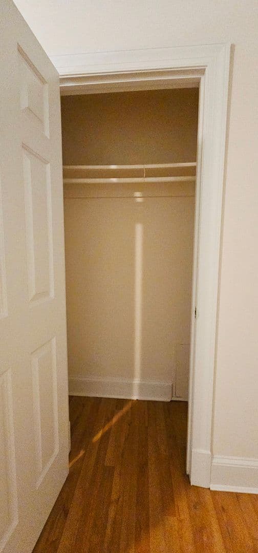 Baltimore Apartment: 909 W. University Pkwy