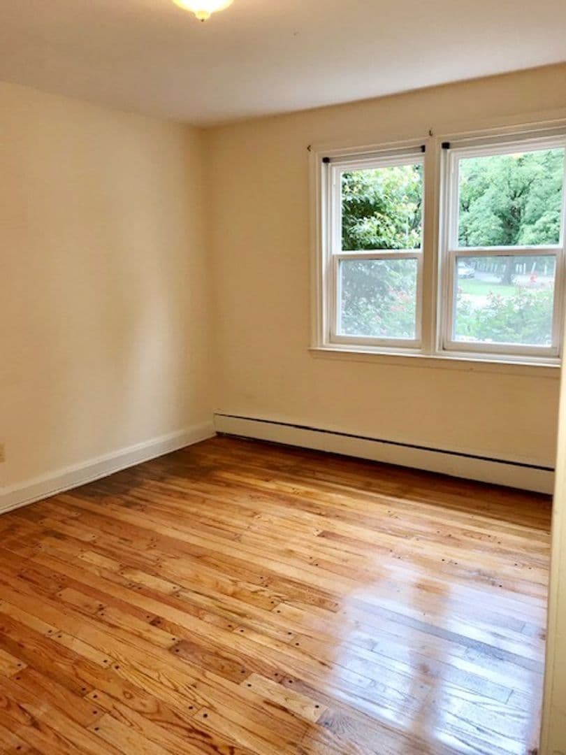 Baltimore Apartment: 505 West University Pkwy