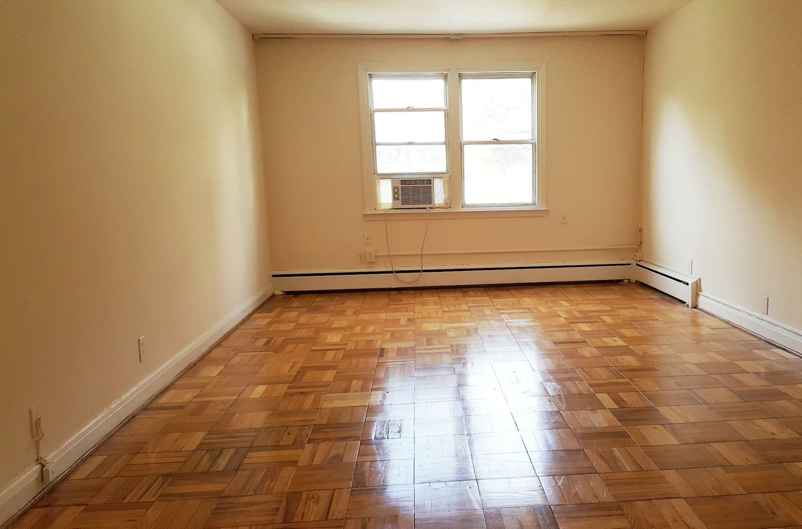 Baltimore Apartment: 505 West University Pkwy