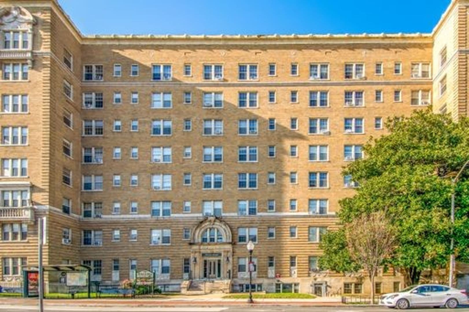 Baltimore Apartment: 3100 St. Paul Street