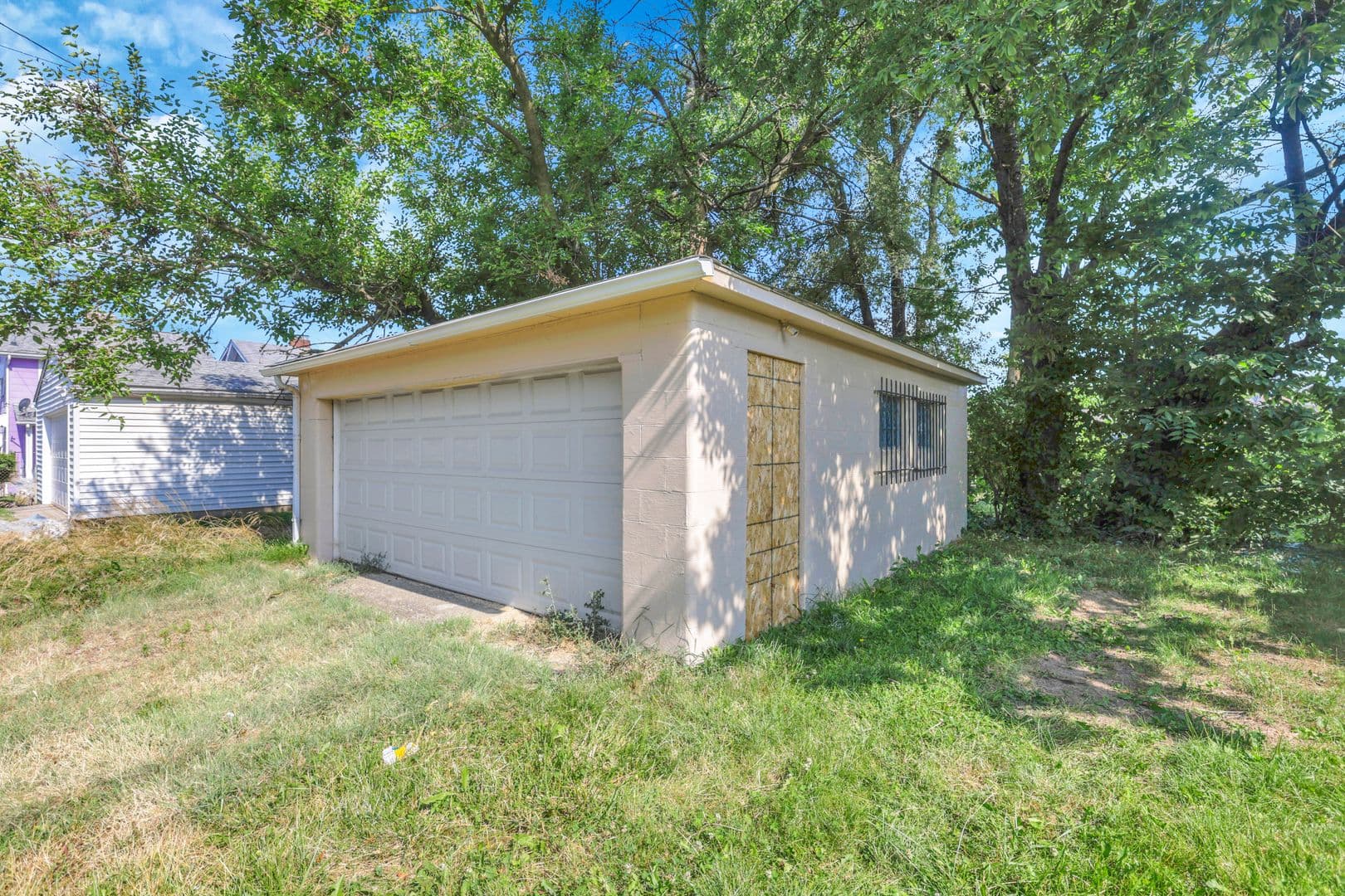 Columbus House: 307 S. Wheatland
