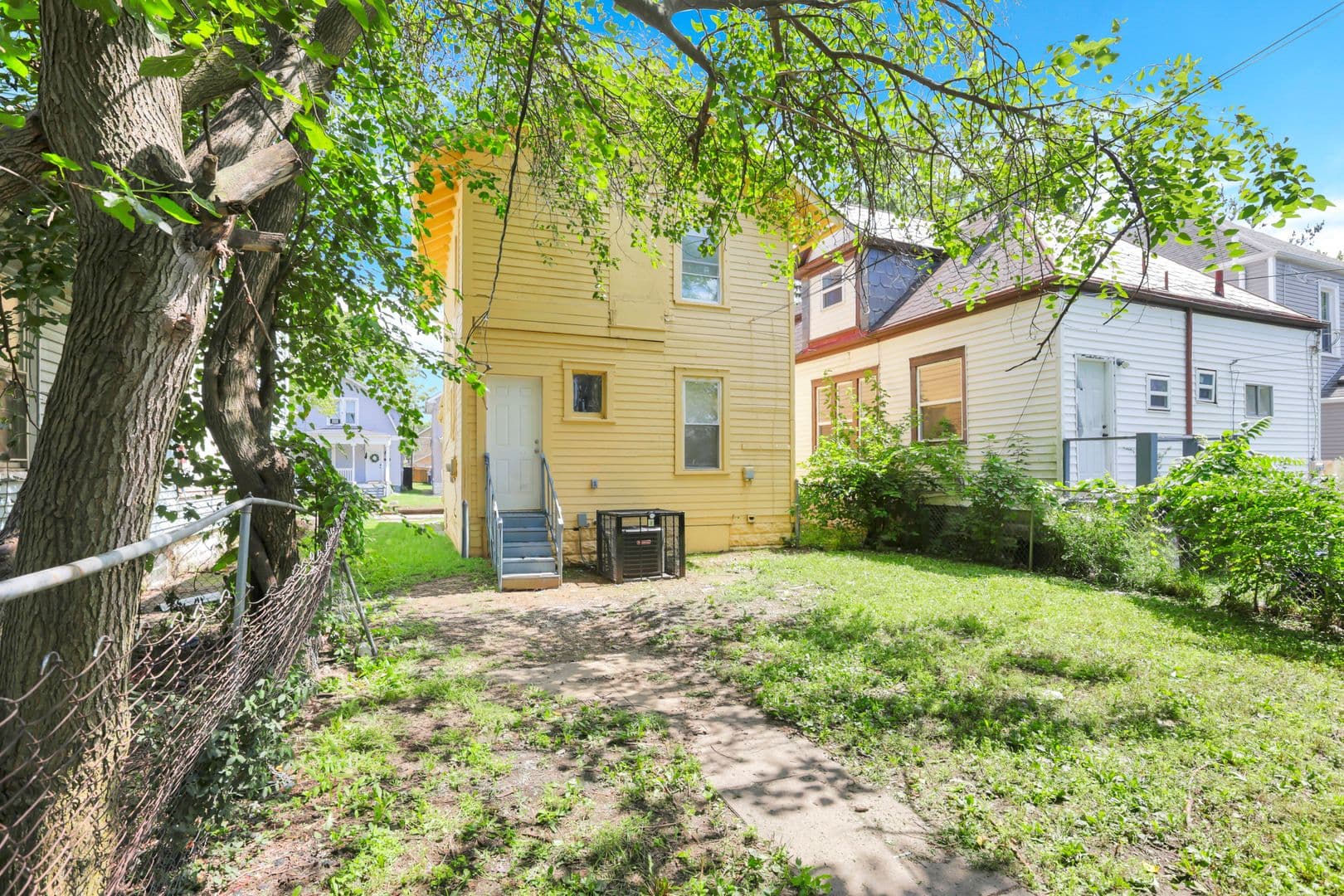 Columbus House: 151 S. Eureka