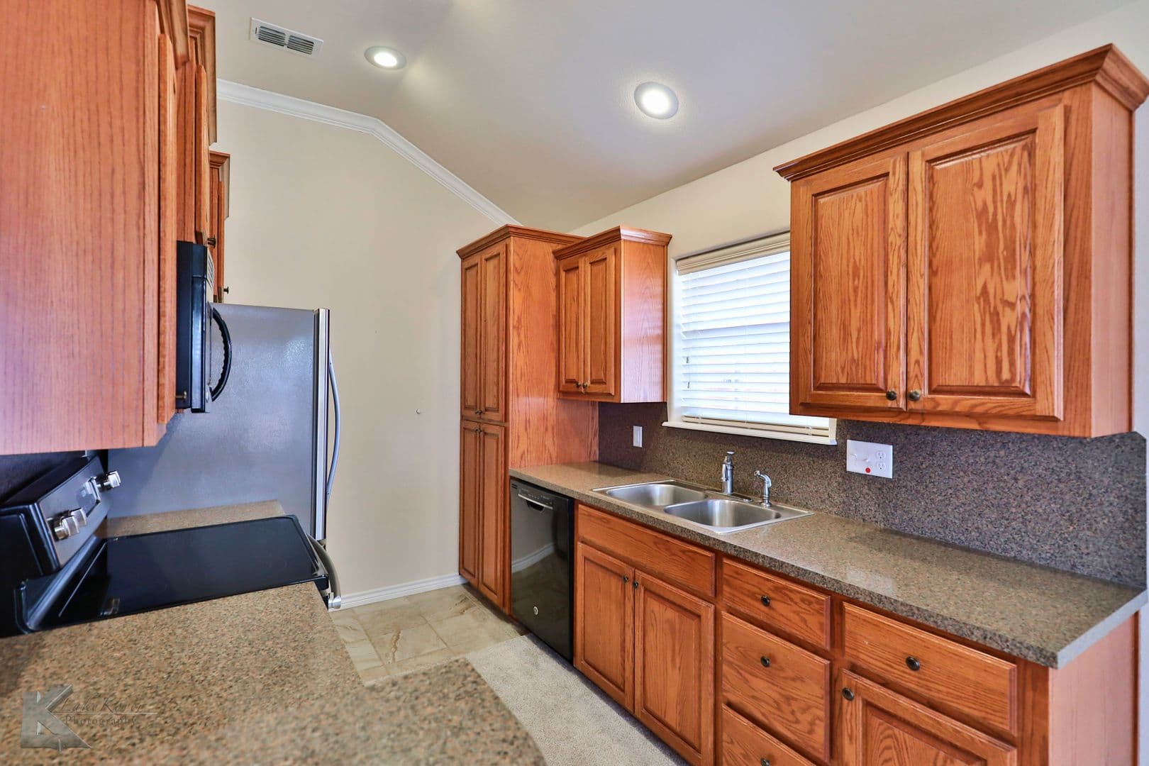 Abilene House: 1218 Lewis and Clark Trail