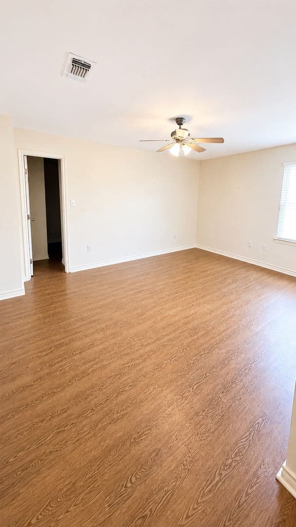 Abilene House: 2450 Union