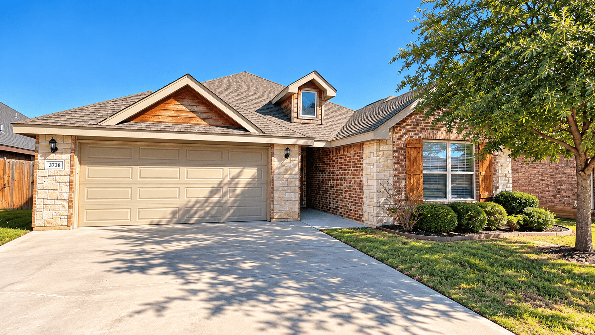 ABILENE House: 3738 BETTES