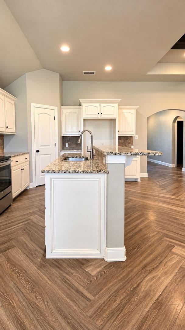 ABILENE House: 3738 BETTES