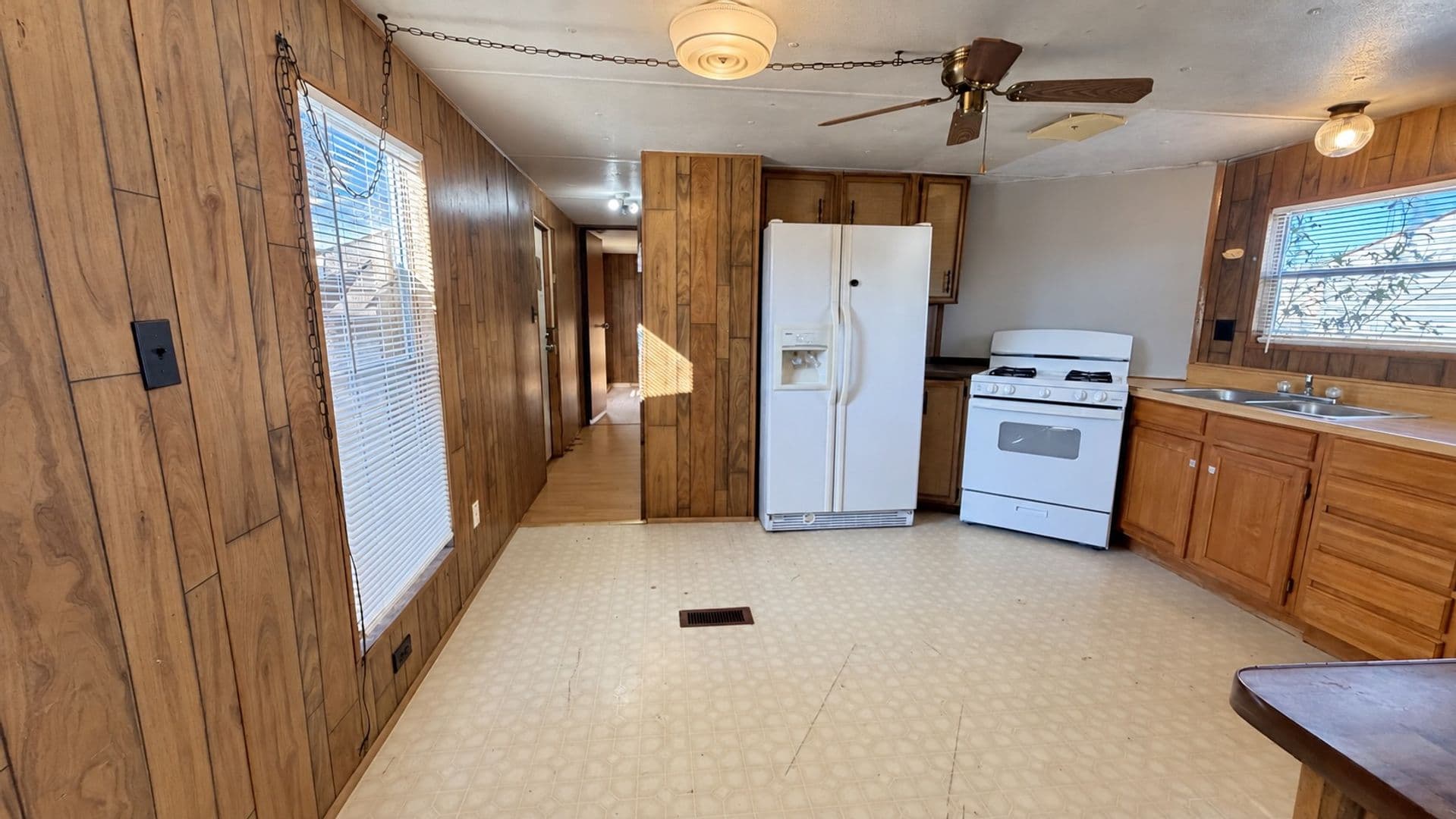 Abilene House: 518 Chapel Hill Rd