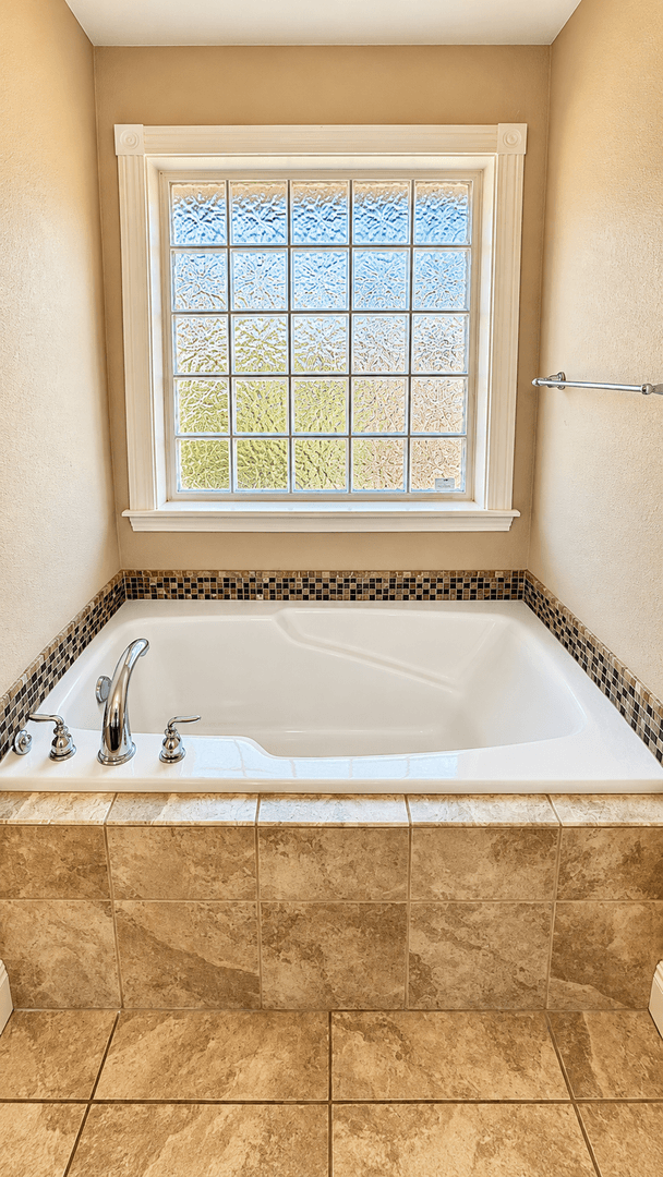 ABILENE House: 4818 Yellowstone Trail